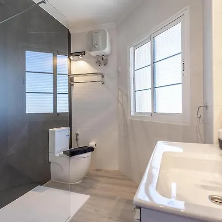 Lejlighed Awesome In With Internet And 2 Bedrooms